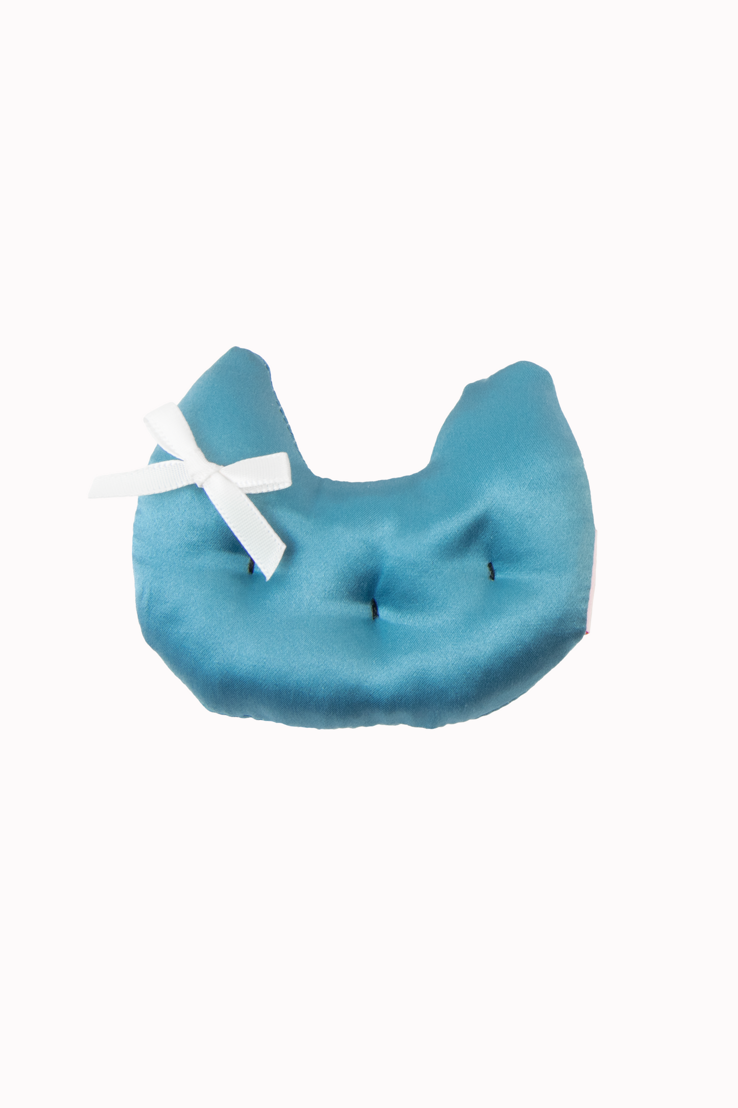 Tired Kitty Clip - Silk